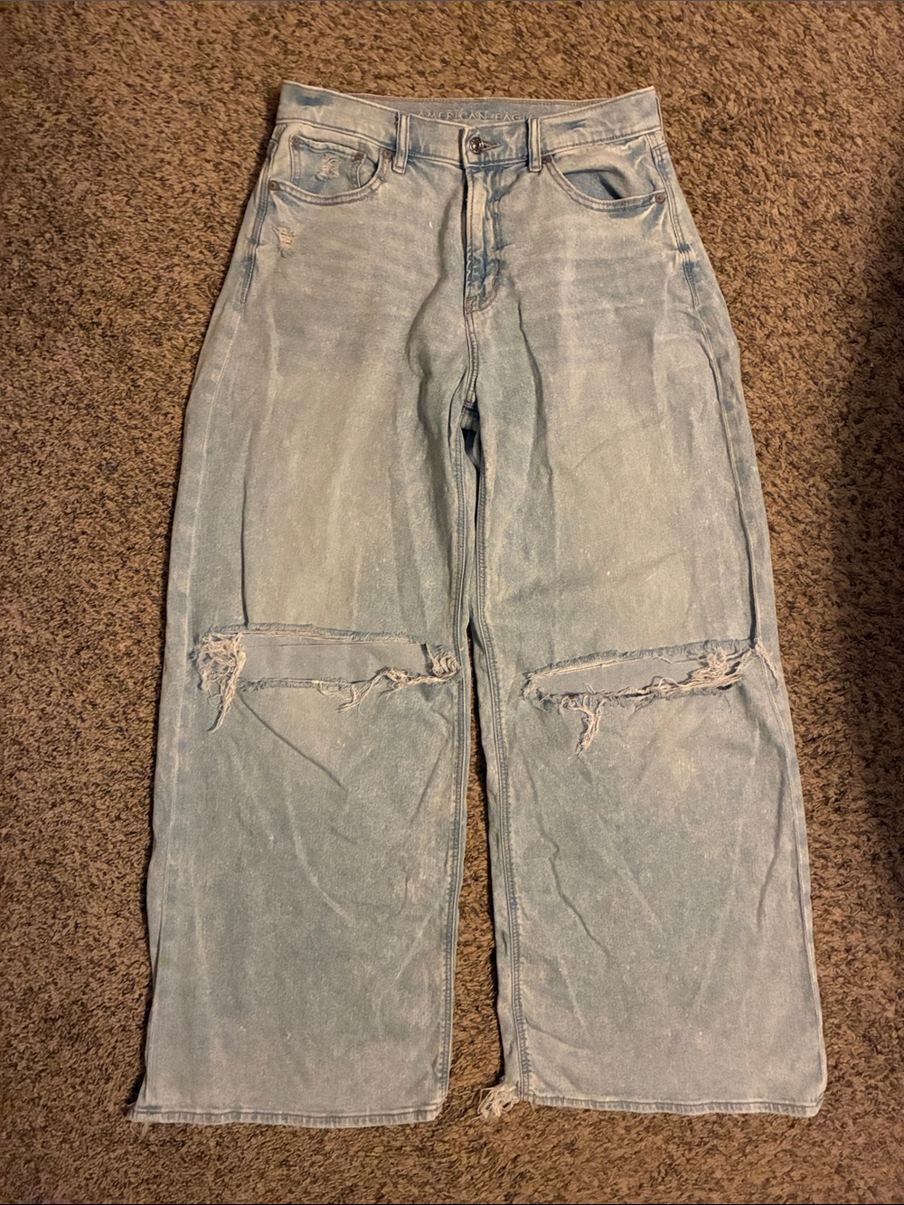 American Eagle super high rise ultra wide leg Jeans -size 6